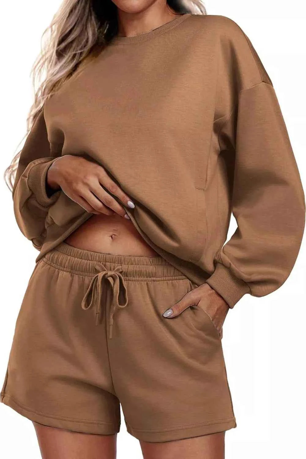 Round Neck Sweatshirt and Shorts Set for Ultimate Comfort and Style