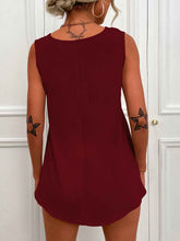 V-Neck Tunic Tank with Curved Hem for Effortless Style and Comfort