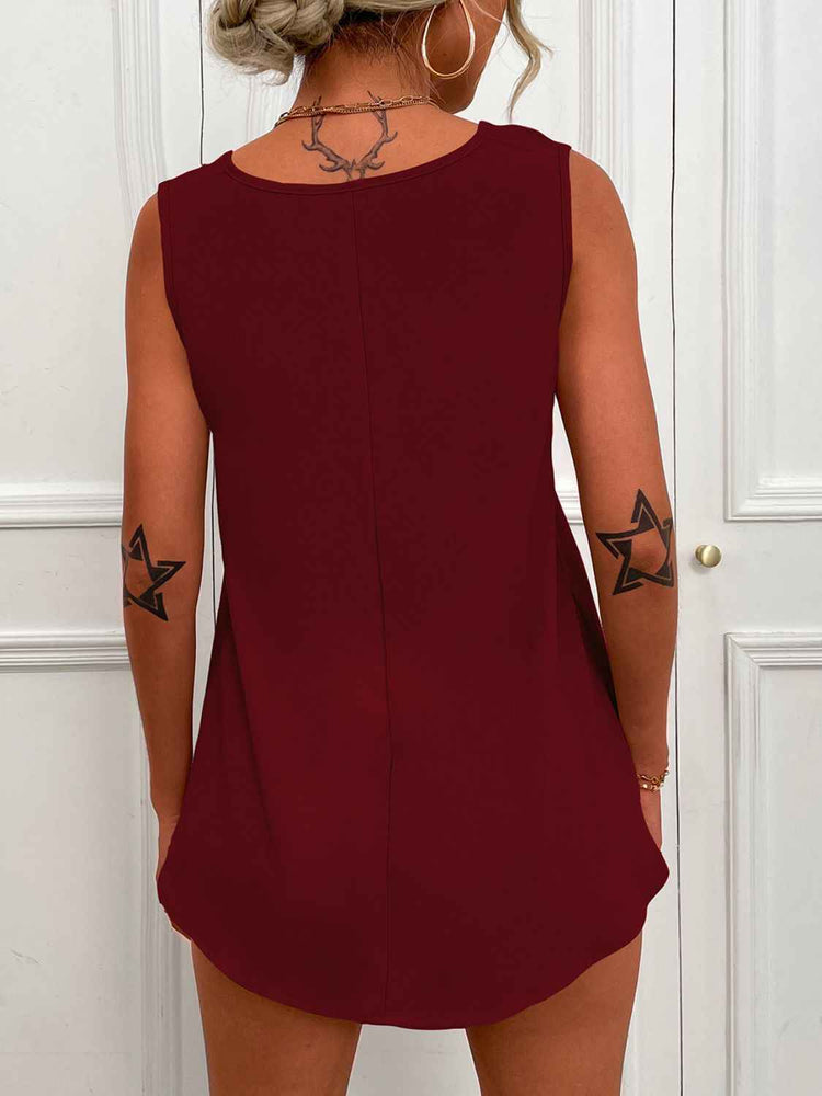 V-Neck Tunic Tank with Curved Hem for Effortless Style and Comfort