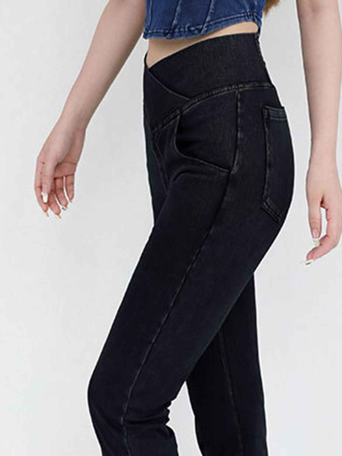 Wide Waistband Bootcut Jeans with Pockets – Comfort and Style Combined