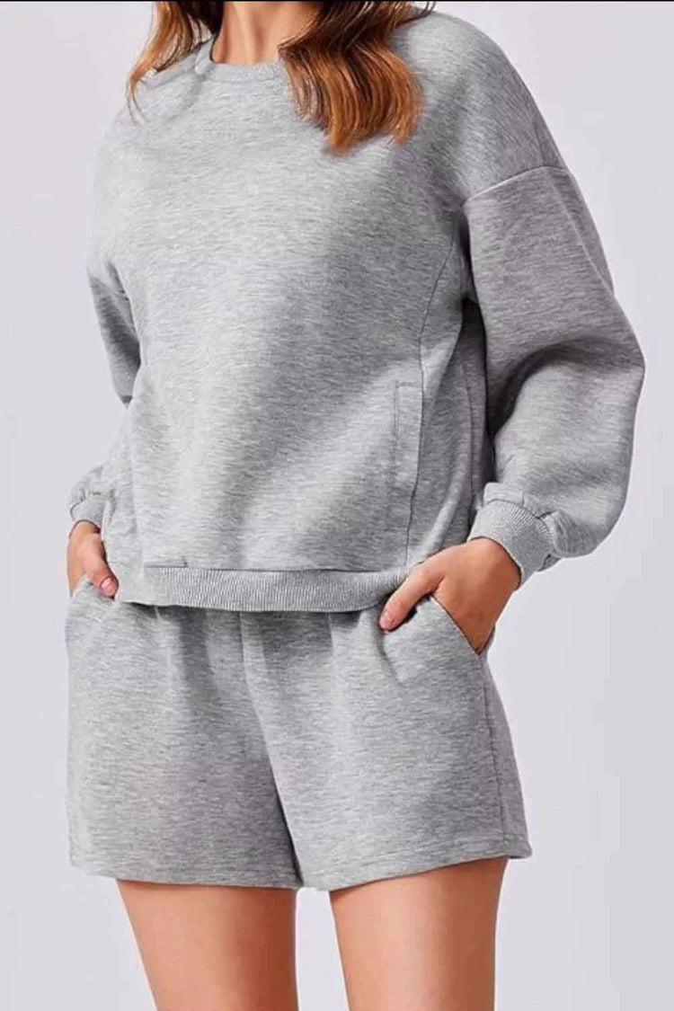 Round Neck Sweatshirt and Shorts Set for Ultimate Comfort and Style