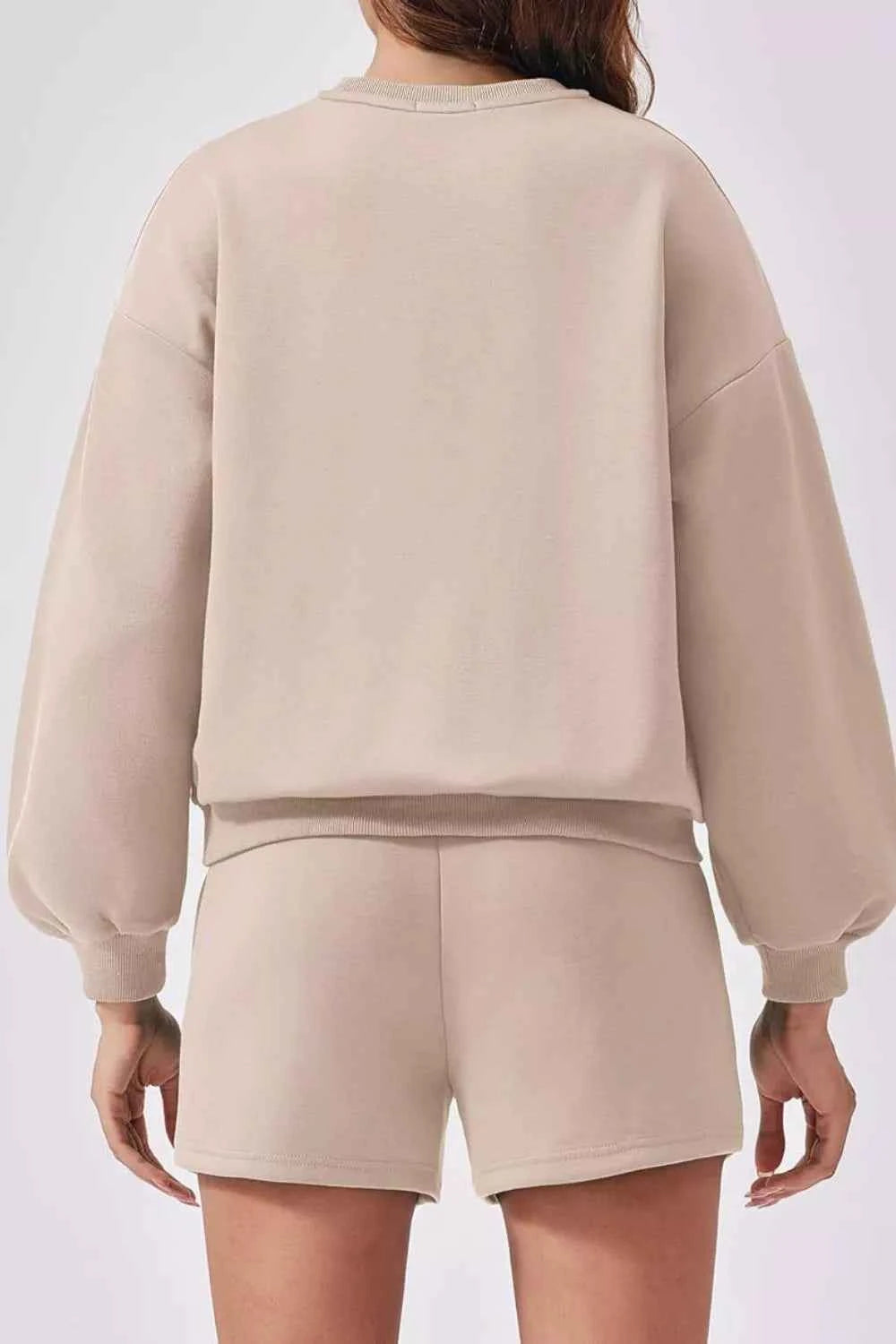 Round Neck Sweatshirt and Shorts Set for Ultimate Comfort and Style